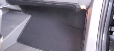 Preview: MAN TGE ab Bj. 2017 Fußraumisolierung Fahrer- Beifahrerseite Automatik